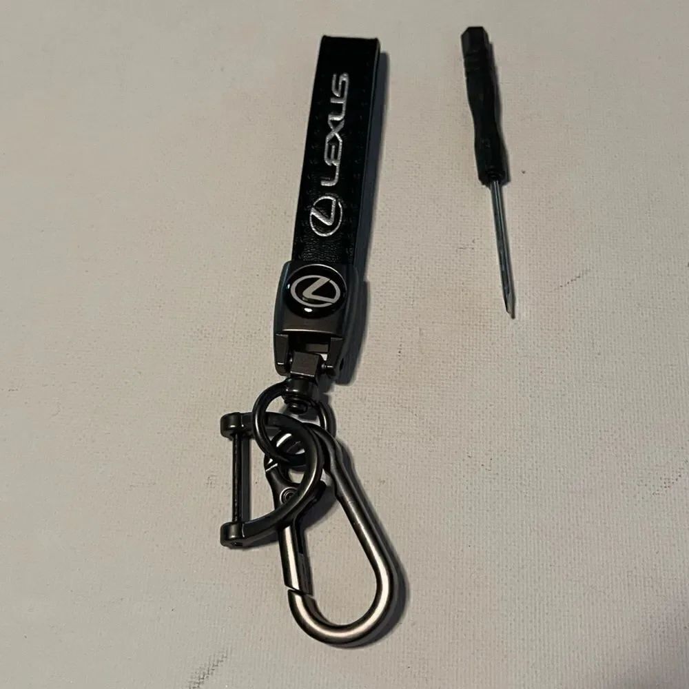Lexus Logo Key Fob Keychain in Black and Silver Leather NWT